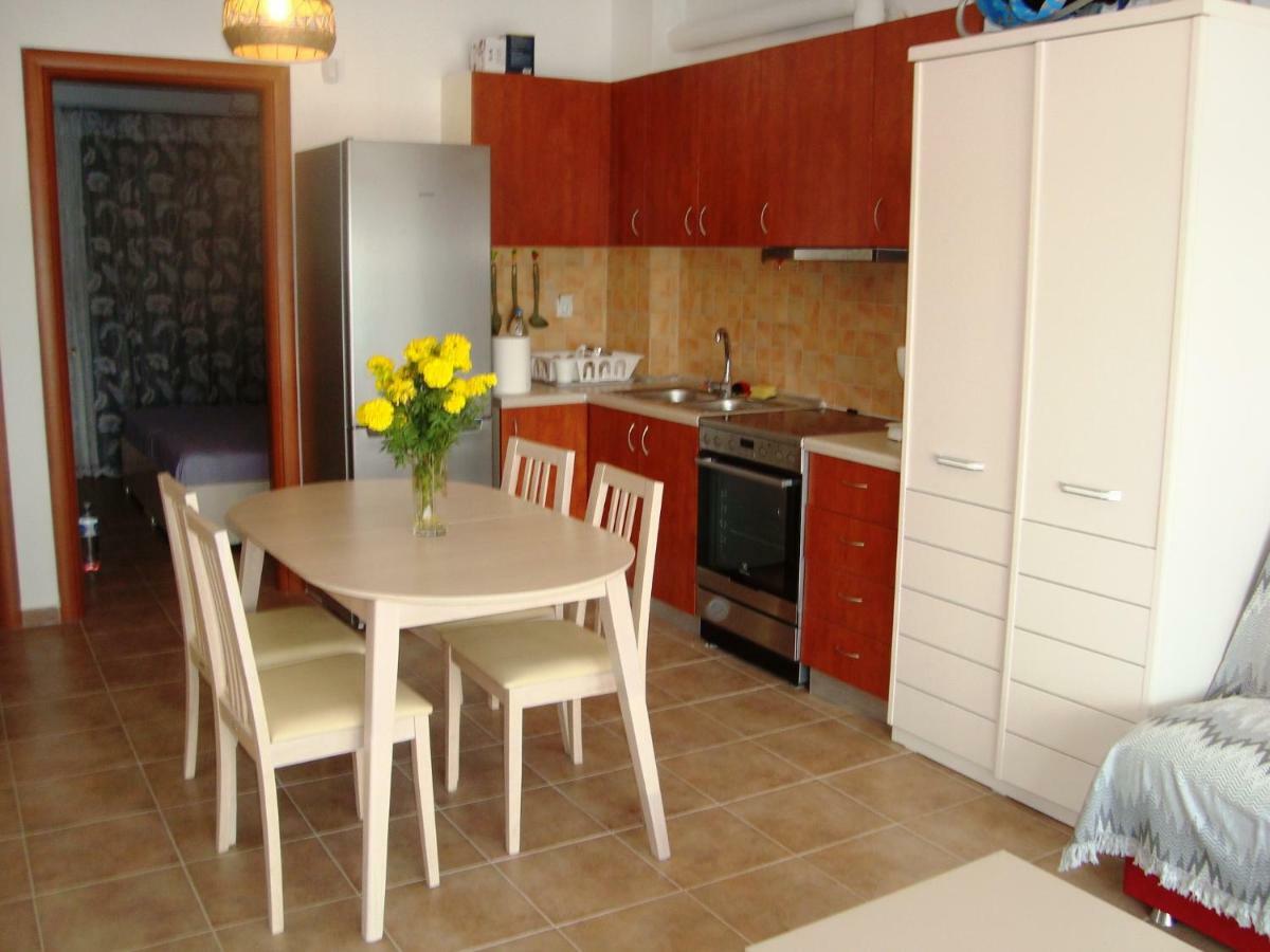 Apartment For Family Kriopigi Exterior photo